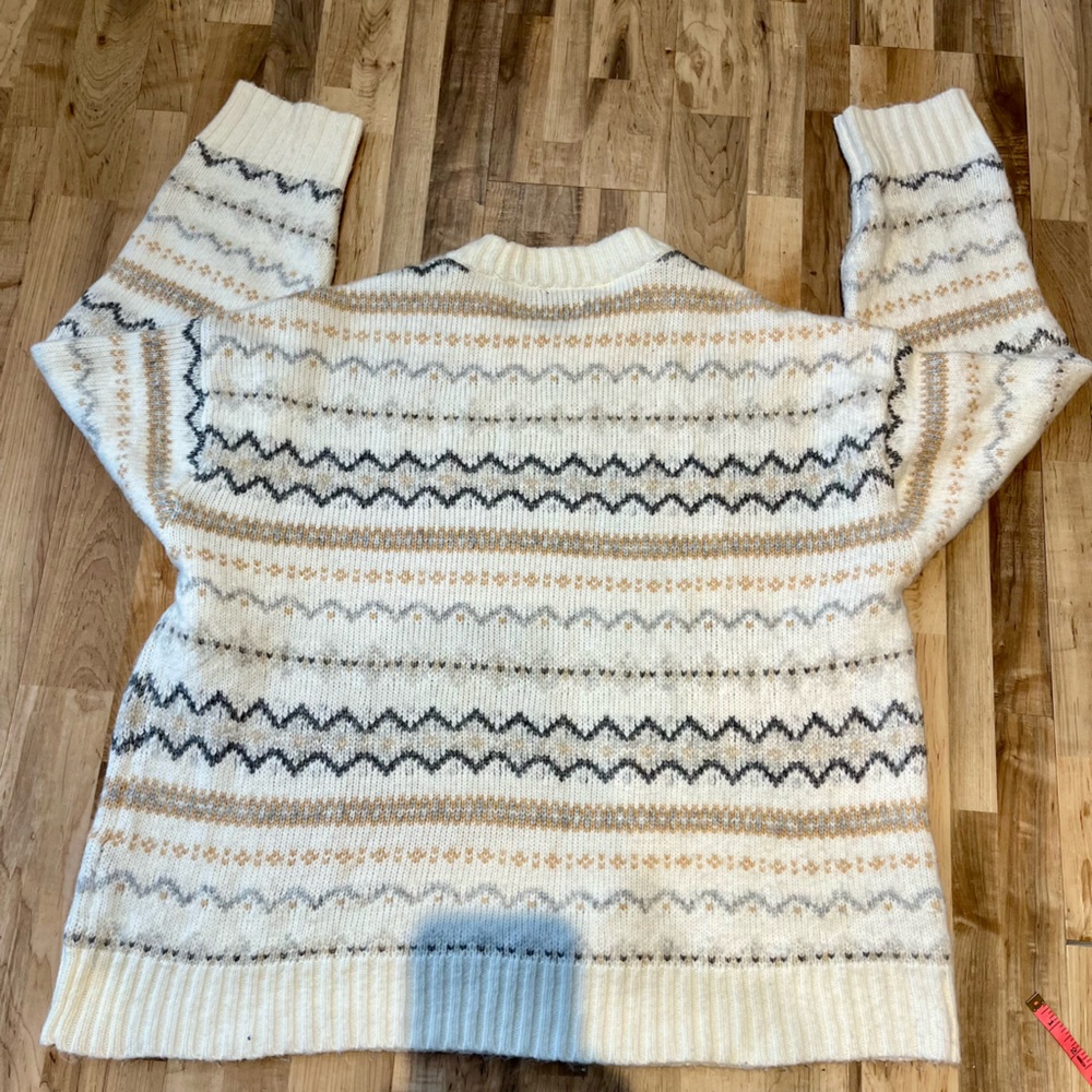 American Eagle Sweater - image 5